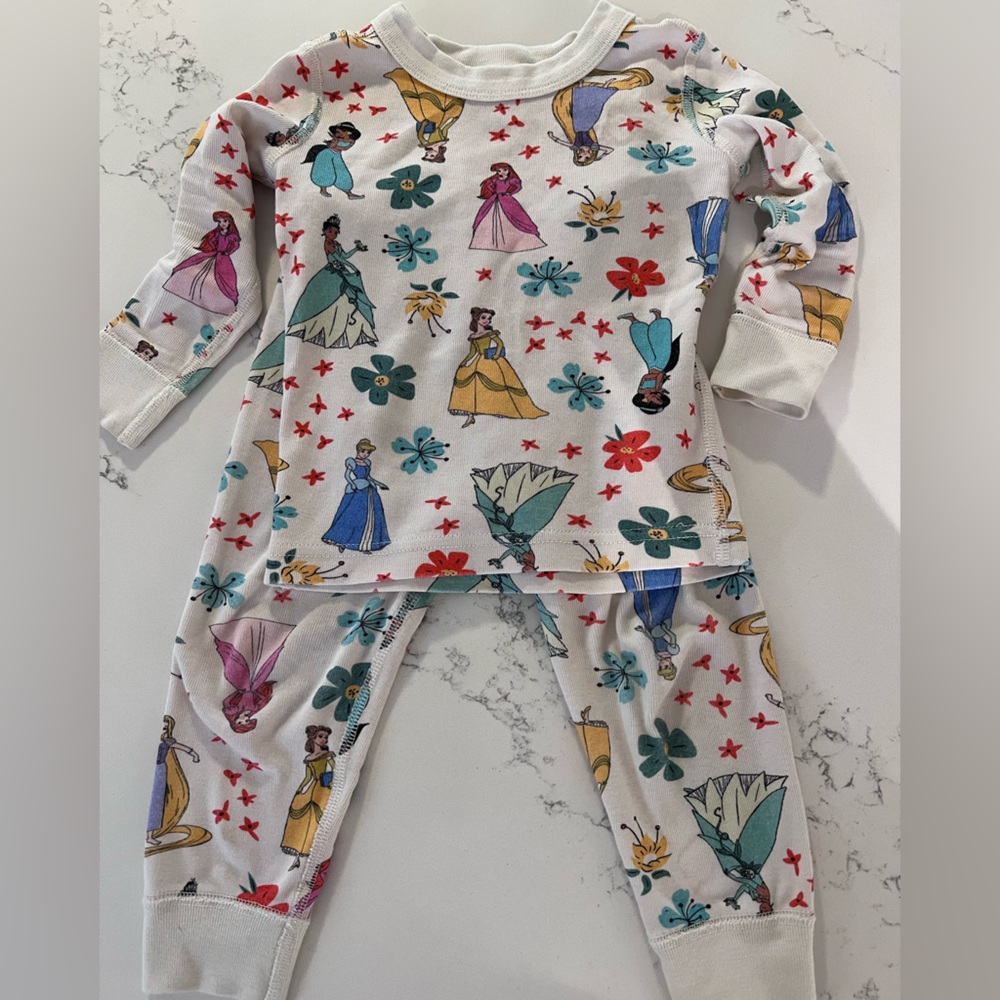 Hanna Andersson 2T Disney princess pajama set